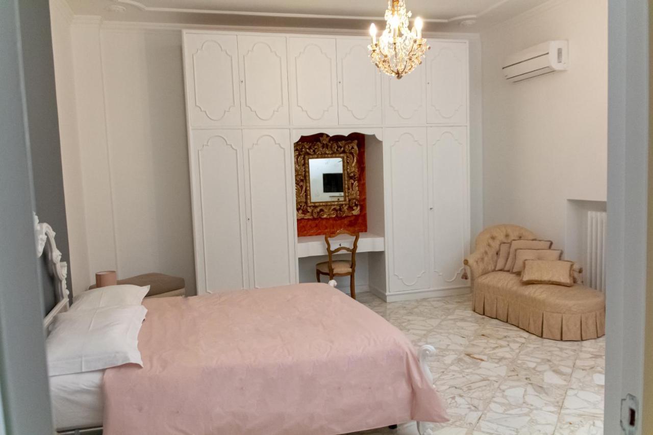 Отель Interno 9 Бари Экстерьер фото