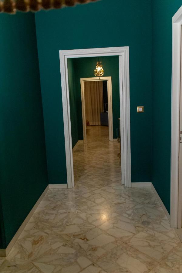 Отель Interno 9 Бари Экстерьер фото